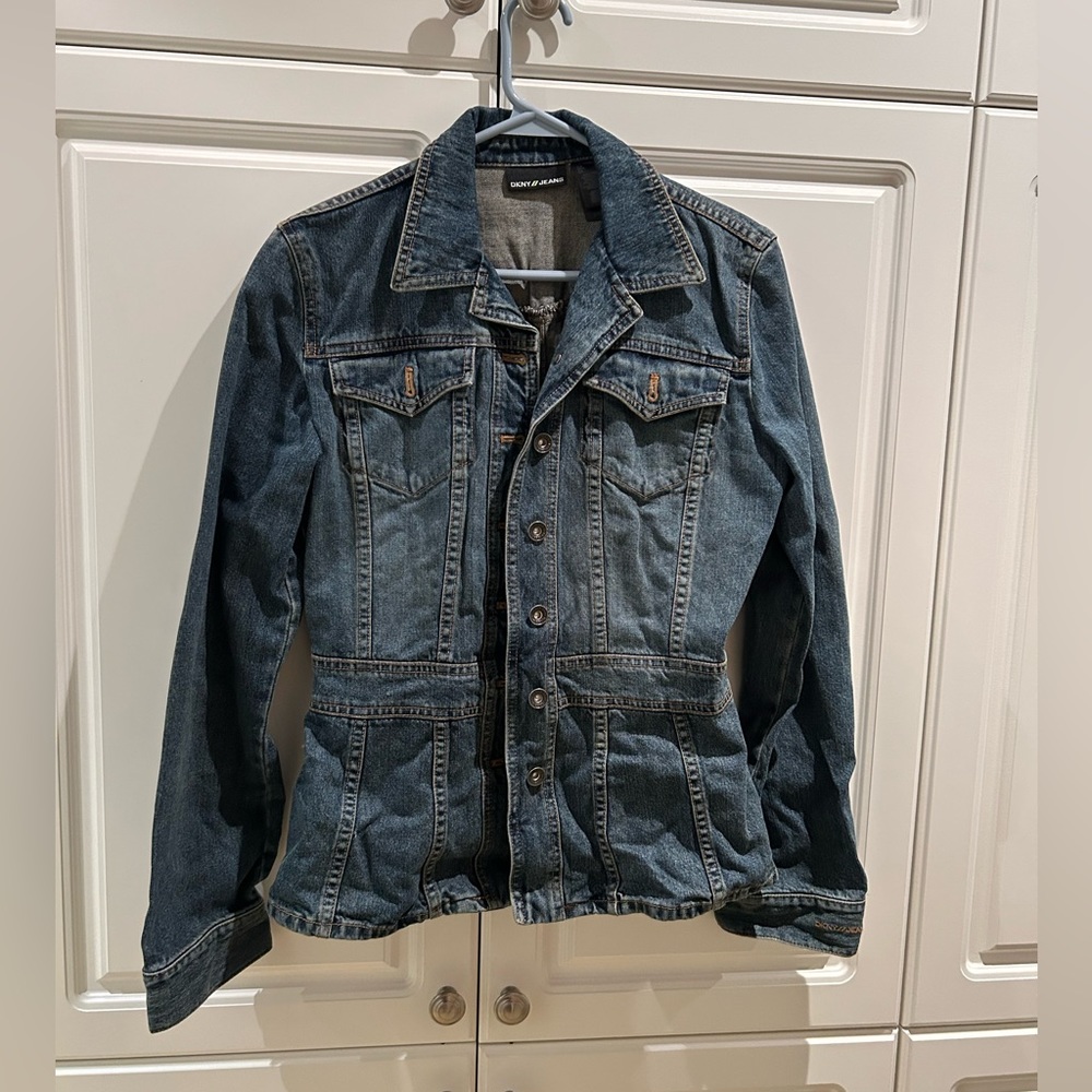 DKNY Ladies Vintage Jean Jacket Size Large